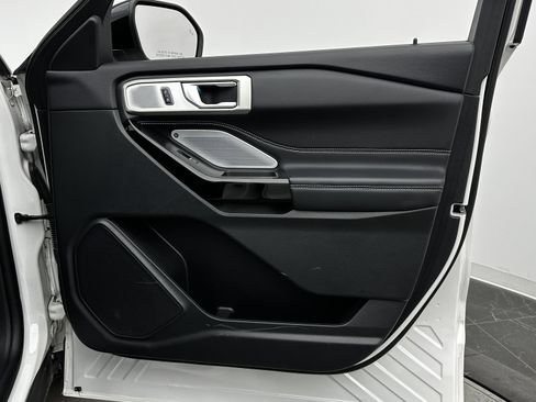 Used 2023 Ford Explorer ST w/ Equipment Group 401A image 41