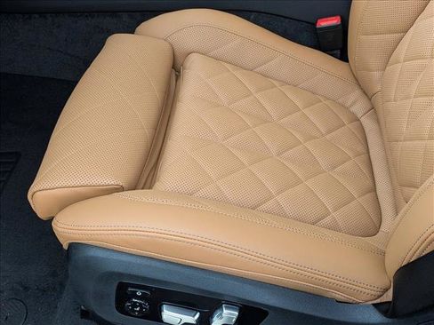 Used 2026 BMW X5 xDrive50e AWD/4WD image 4