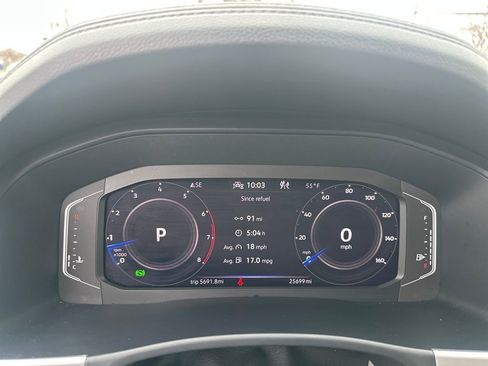 Used 2023 Volkswagen Atlas SE w/ Black Wheel Package image 8