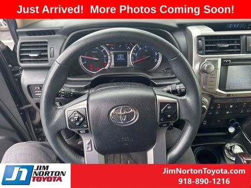 Used 2018 Toyota 4Runner Limited AWD/4WD image 10