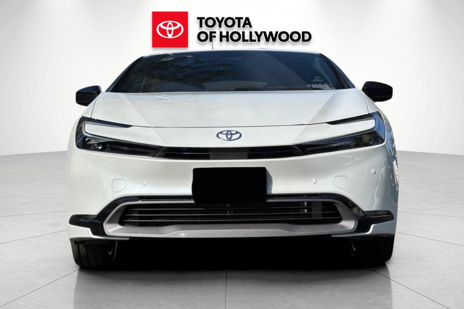 New 2027 Toyota Prius XLE FWD image 8