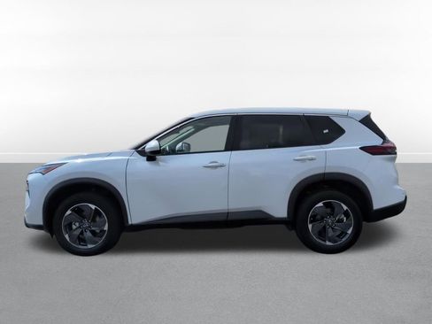 Used 2025 Nissan Rogue SV AWD/4WD image 8