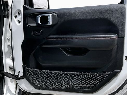 Used 2020 Jeep Wrangler Unlimited Rubicon w/ LED Lighting Group AWD/4WD image 21