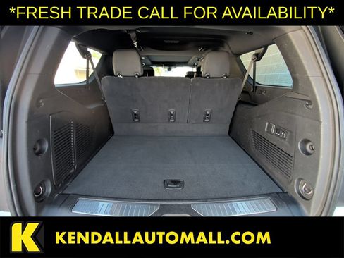 Used 2021 Chevrolet Suburban High Country AWD/4WD image 13