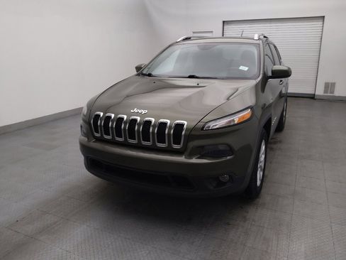 Used 2018 Jeep Cherokee Latitude image 15