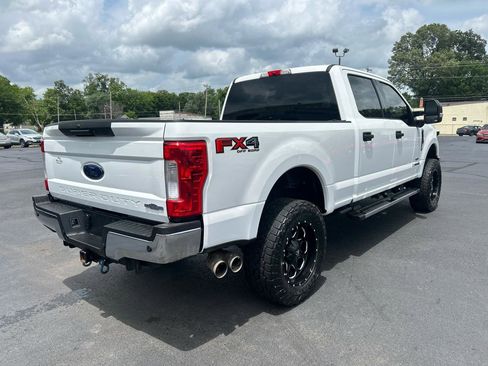 Used 2019 Ford F250 XLT w/ XLT Value Package AWD/4WD image 5