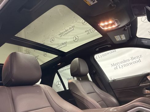 Used 2023 Mercedes-Benz GLE 450 GLE 450 w/ AMG Line Exterior image 33