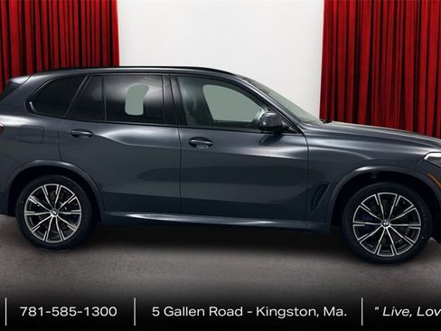 Used 2020 BMW X5 M50i w/ Premium Package image 4