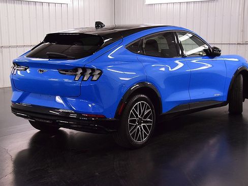 Used 2024 Ford Mustang Mach-E Premium image 7