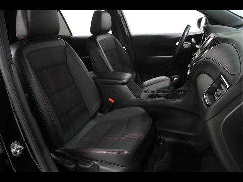 Certified 2023 Chevrolet Equinox RS FWD image 17