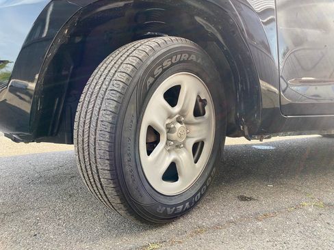 Used 2007 Toyota RAV4 2WD image 18