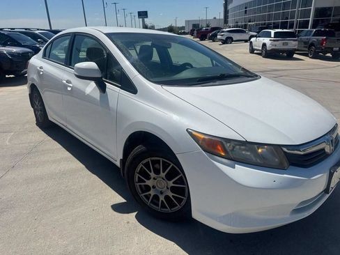 Used 2012 Honda Civic LX image 4