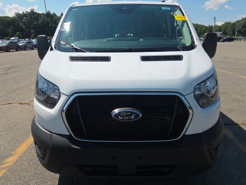 Used 2025 Ford Transit 250 Low Roof w/ Exterior Upgrade Package RWD image 4