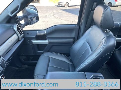 Used 2022 Ford F250 Lariat w/ Black Appearance Package image 22