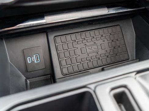 Used 2023 Ford F150 Lariat w/ Equipment Group 502A High image 33