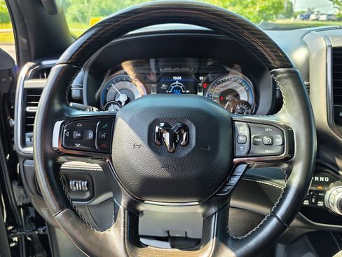 Used 2022 RAM 1500 Limited AWD/4WD image 18