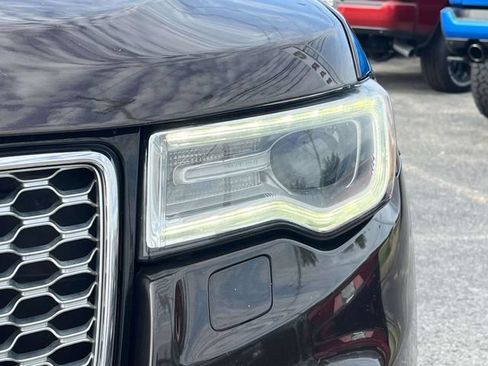 Used 2017 Jeep Grand Cherokee Summit RWD image 9