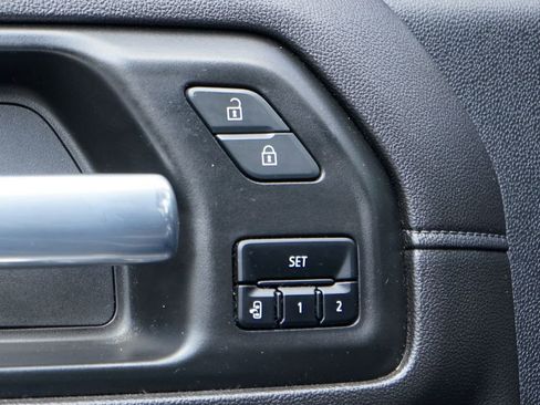 Used 2020 GMC Sierra 2500 Denali w/ Denali Ultimate Package image 19