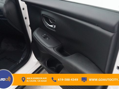 Used 2024 Honda HR-V LX image 16
