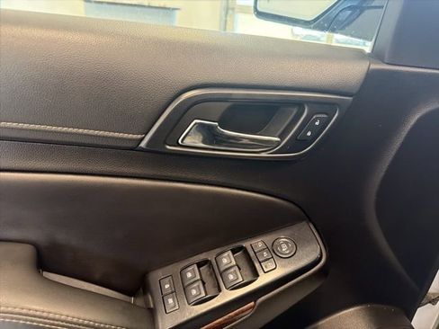 Used 2018 GMC Yukon XL SLT w/ Open Road Package image 37