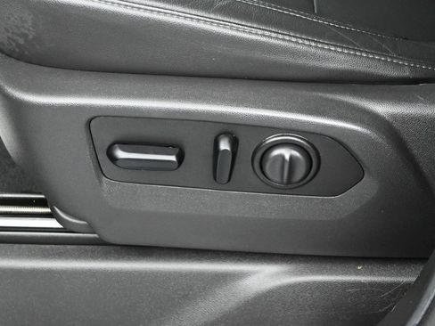 Used 2020 Chevrolet Silverado 1500 RST w/ All-Star Edition image 11