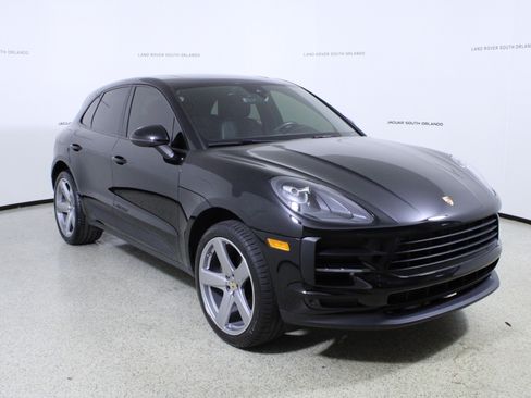 Used 2020 Porsche Macan image 3