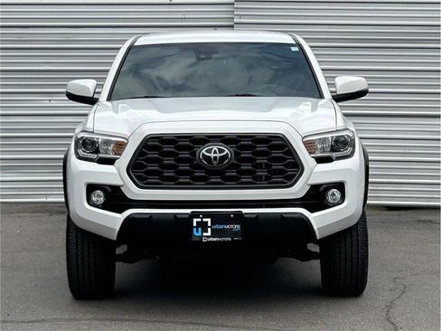 Used 2022 Toyota Tacoma TRD Off-Road w/ Technology Package image 13