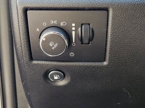 Used 2020 Jeep Grand Cherokee Laredo RWD image 13