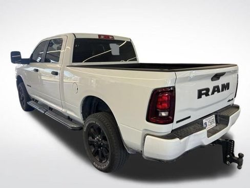 Used 2025 RAM 2500 Big Horn AWD/4WD image 7