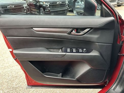 Used 2019 MAZDA CX-5 Touring image 29