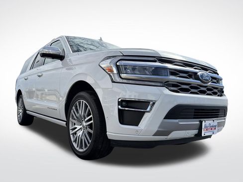 Certified 2024 Ford Expedition Max Platinum image 5