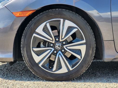 Used 2017 Honda Civic EX-T image 10