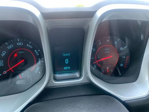 Used 2014 Chevrolet Camaro LT image 24