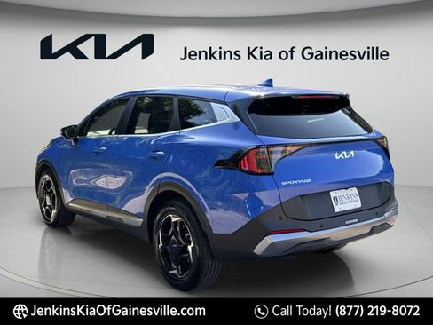 Used 2026 Kia Sportage EX FWD image 5