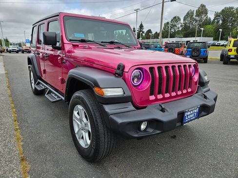 Used 2022 Jeep Wrangler Unlimited Sport AWD/4WD image 7