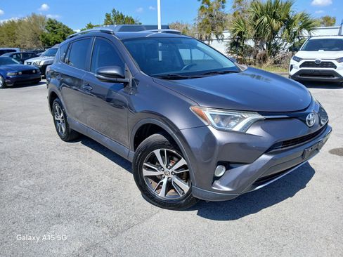 Used 2016 Toyota RAV4 XLE image 1