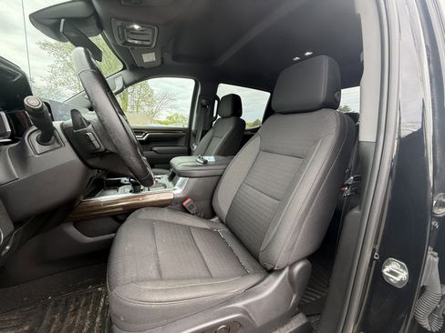 Used 2023 Chevrolet Silverado 1500 RST image 9