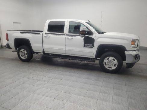Used 2017 GMC Sierra 2500 SLE w/ HD SLE Preferred Plus Package image 11