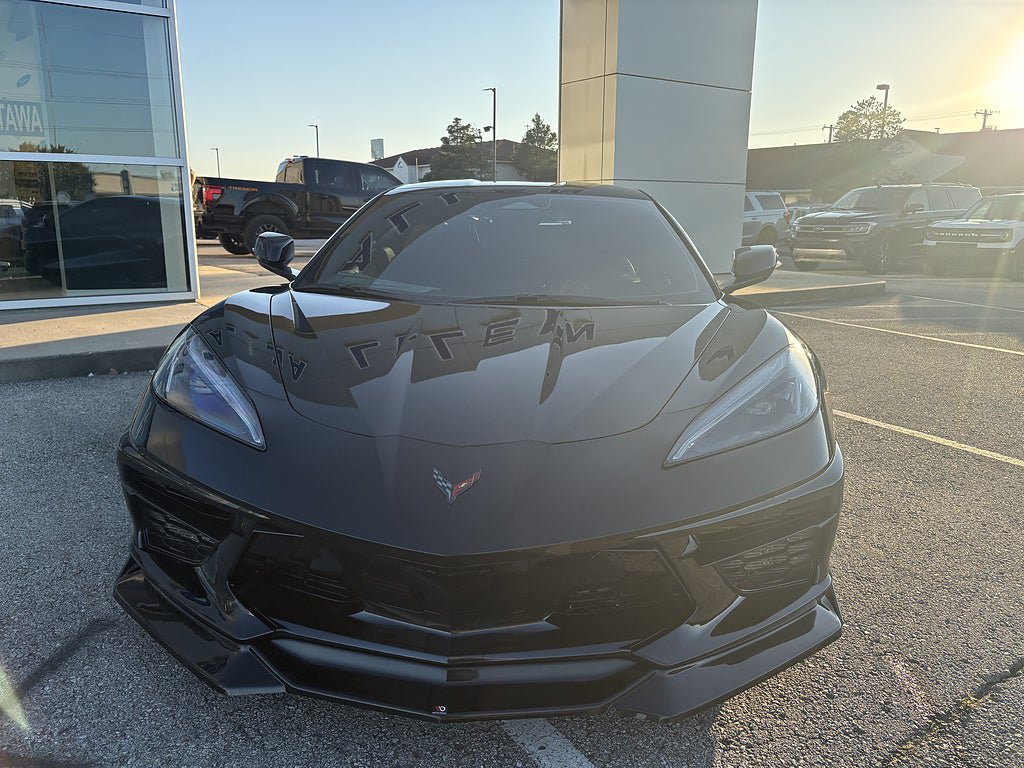 Used 2026 Chevrolet Corvette Stingray Coupe w/ 1LT RWD image 9