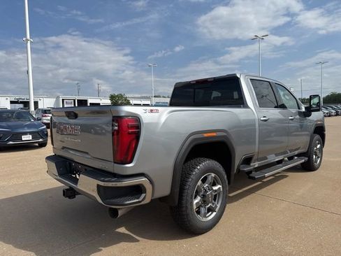 New 2026 GMC Sierra 2500 SLT w/ SLT Premium Package AWD/4WD image 3