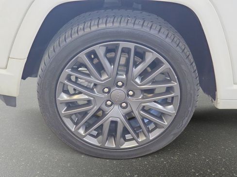 Used 2023 Jeep Compass High Altitude AWD/4WD image 31