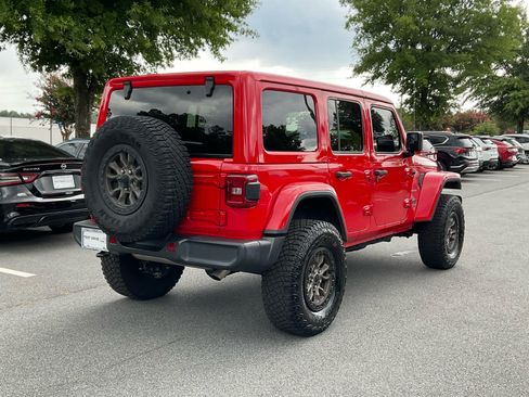 Used 2022 Jeep Wrangler Unlimited Sahara w/ LED Lighting Group AWD/4WD image 5