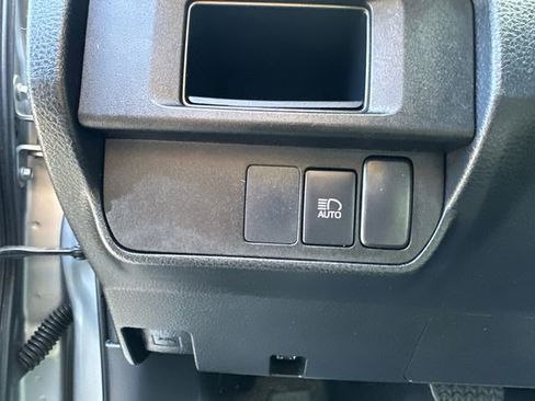 Certified 2019 Toyota Tacoma SR5 w/ SR5 Appearance Package (SM) image 23