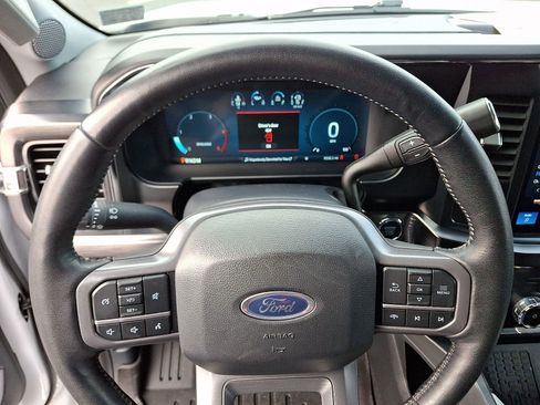 Used 2024 Ford F250 Lariat w/ Chrome Package image 20