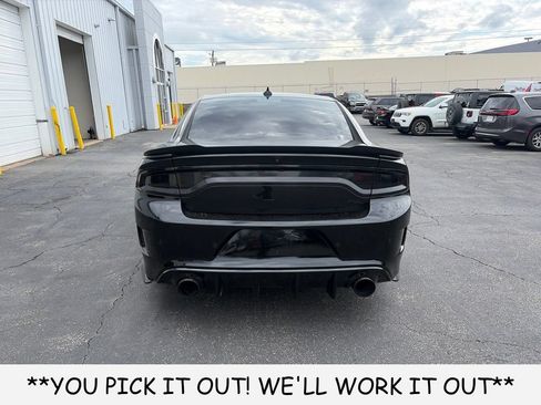 Used 2022 Dodge Charger R/T w/ Blacktop Package RWD image 5