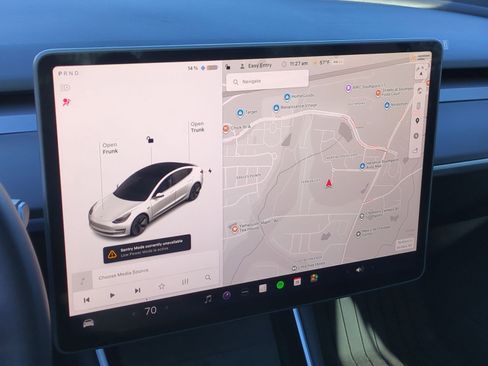 Used 2019 Tesla Model 3 Standard Range Plus image 21