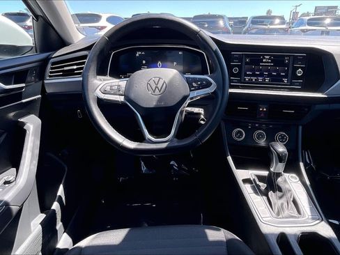 Used 2024 Volkswagen Jetta S FWD image 5