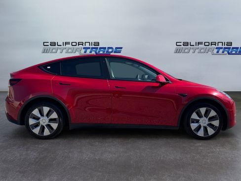 Used 2021 Tesla Model Y Long Range AWD/4WD image 4
