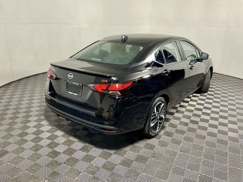 Used 2025 Nissan Versa SR image 15
