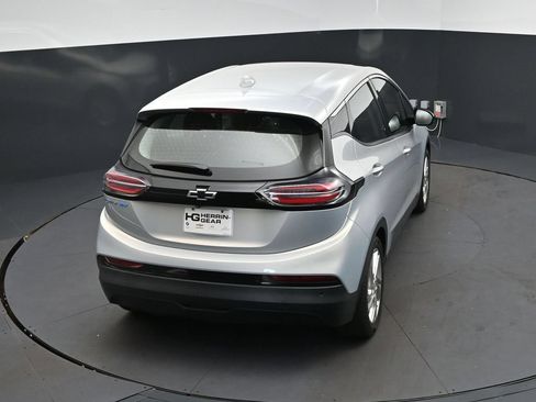 Used 2022 Chevrolet Bolt LT FWD image 34